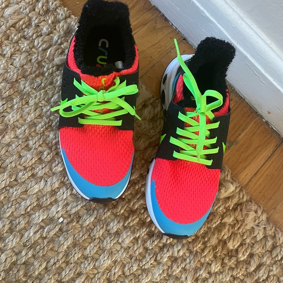 Nike react cruzer one. Unisex shoe. Women’s size 6, men’s size 4.5. - Picture 7 of 7